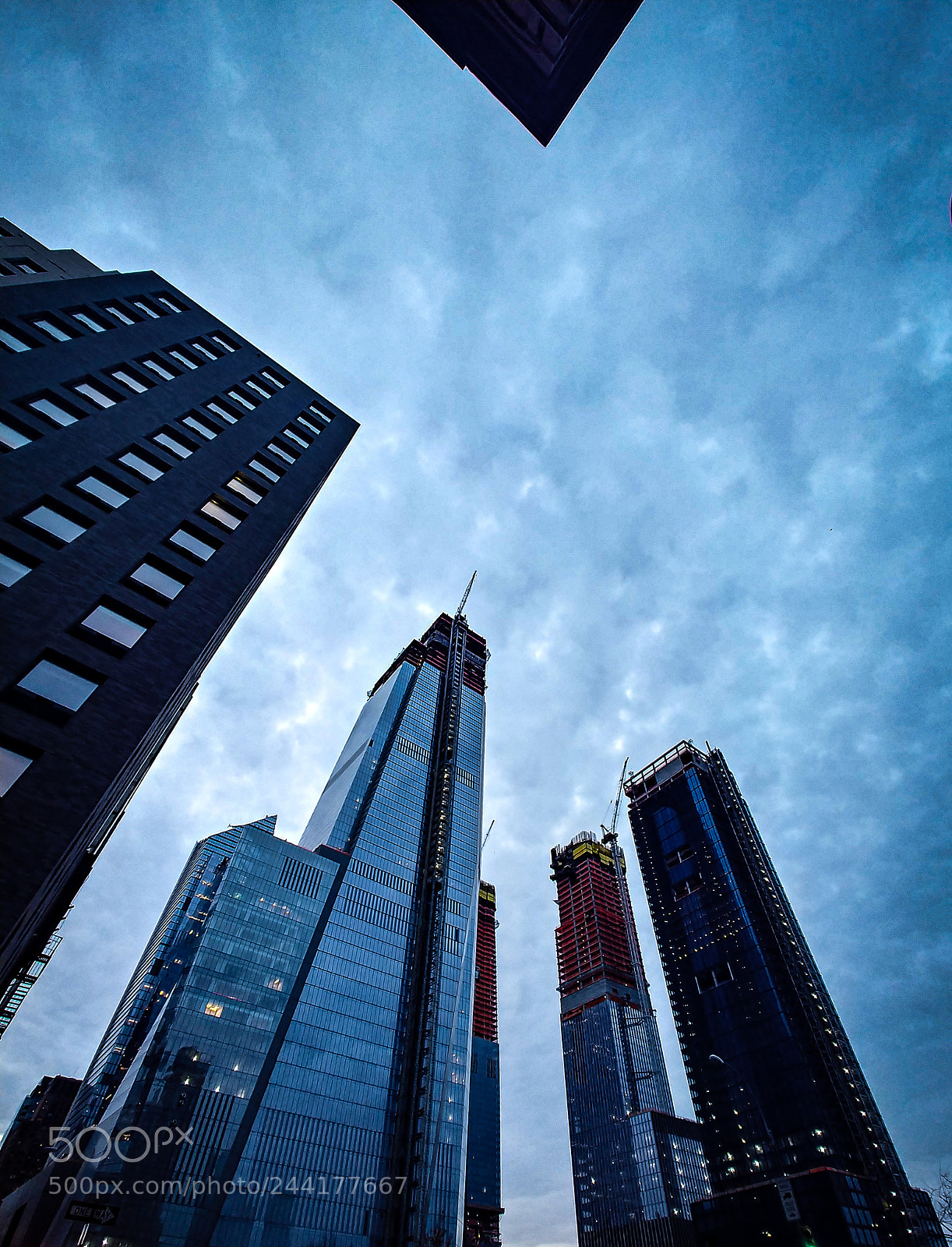 LG V30 sample photo. Sky scraping photography