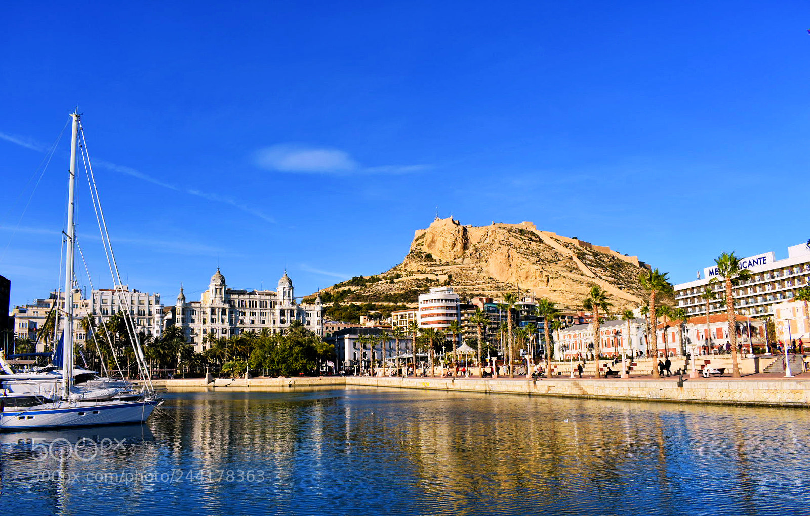 Nikon D3400 sample photo. Alicante photography