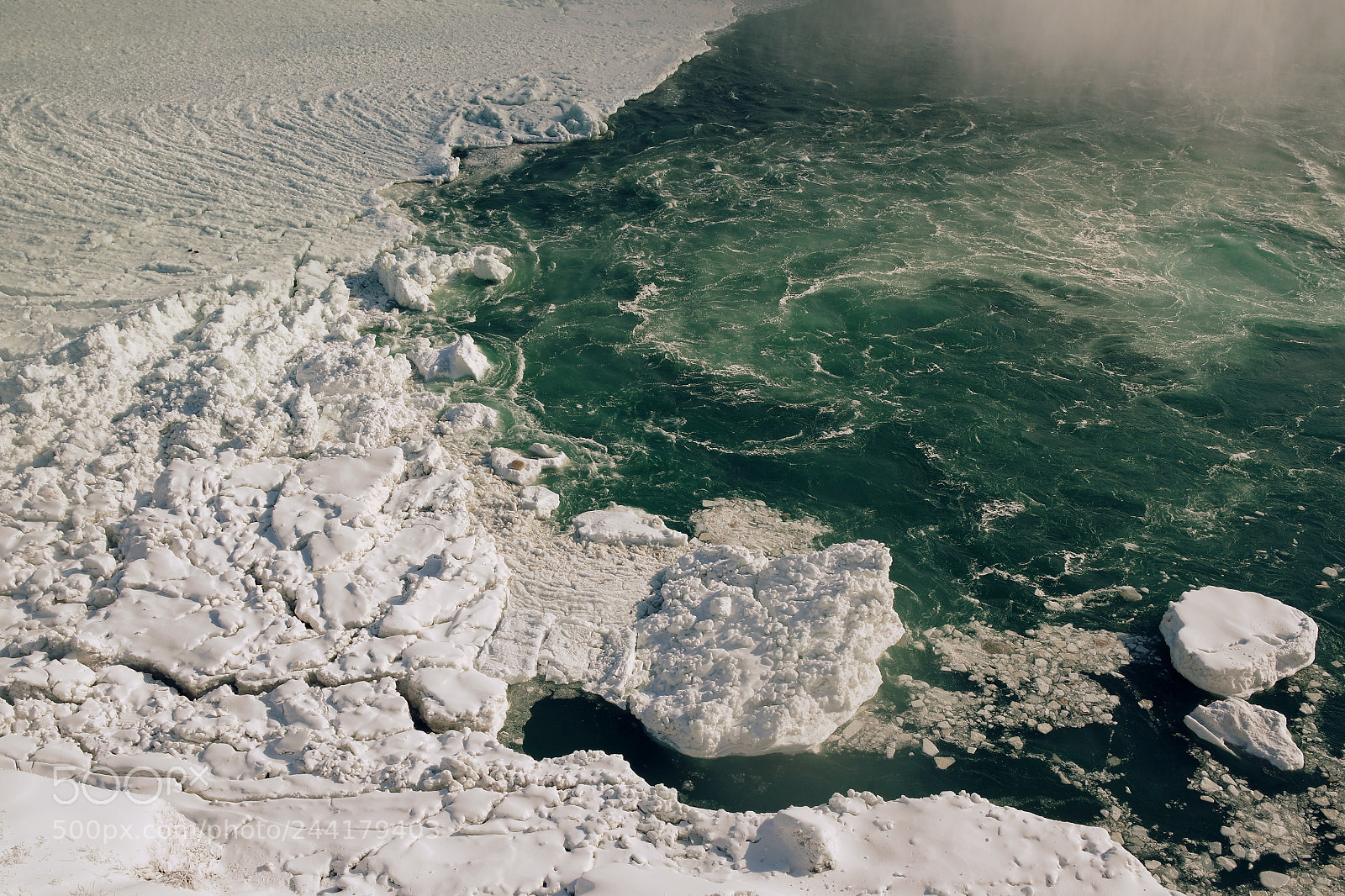 Samsung NX3000 sample photo. Where ice meets water photography