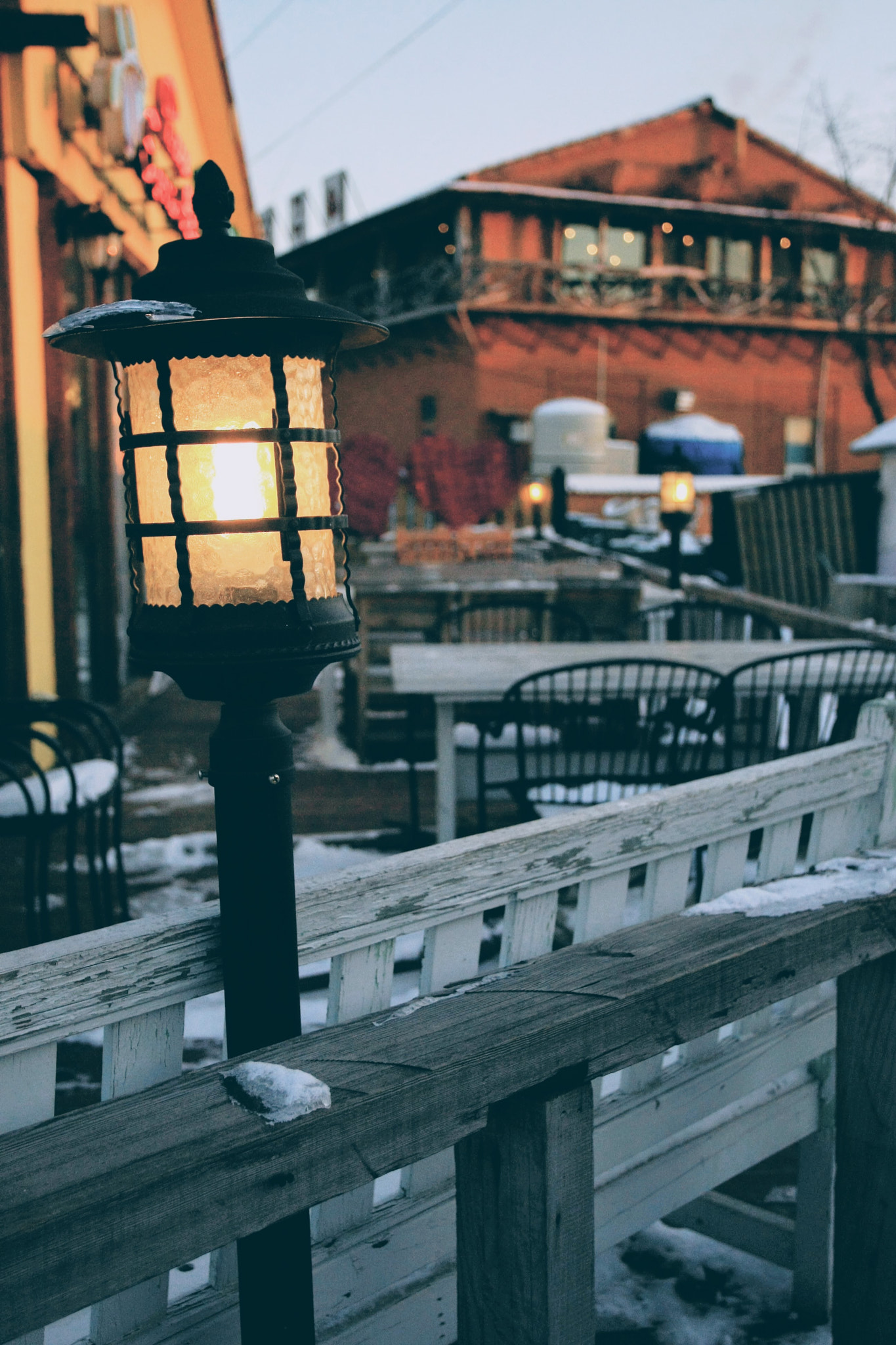 Canon EOS-1D Mark III sample photo. Warm in the winter photography