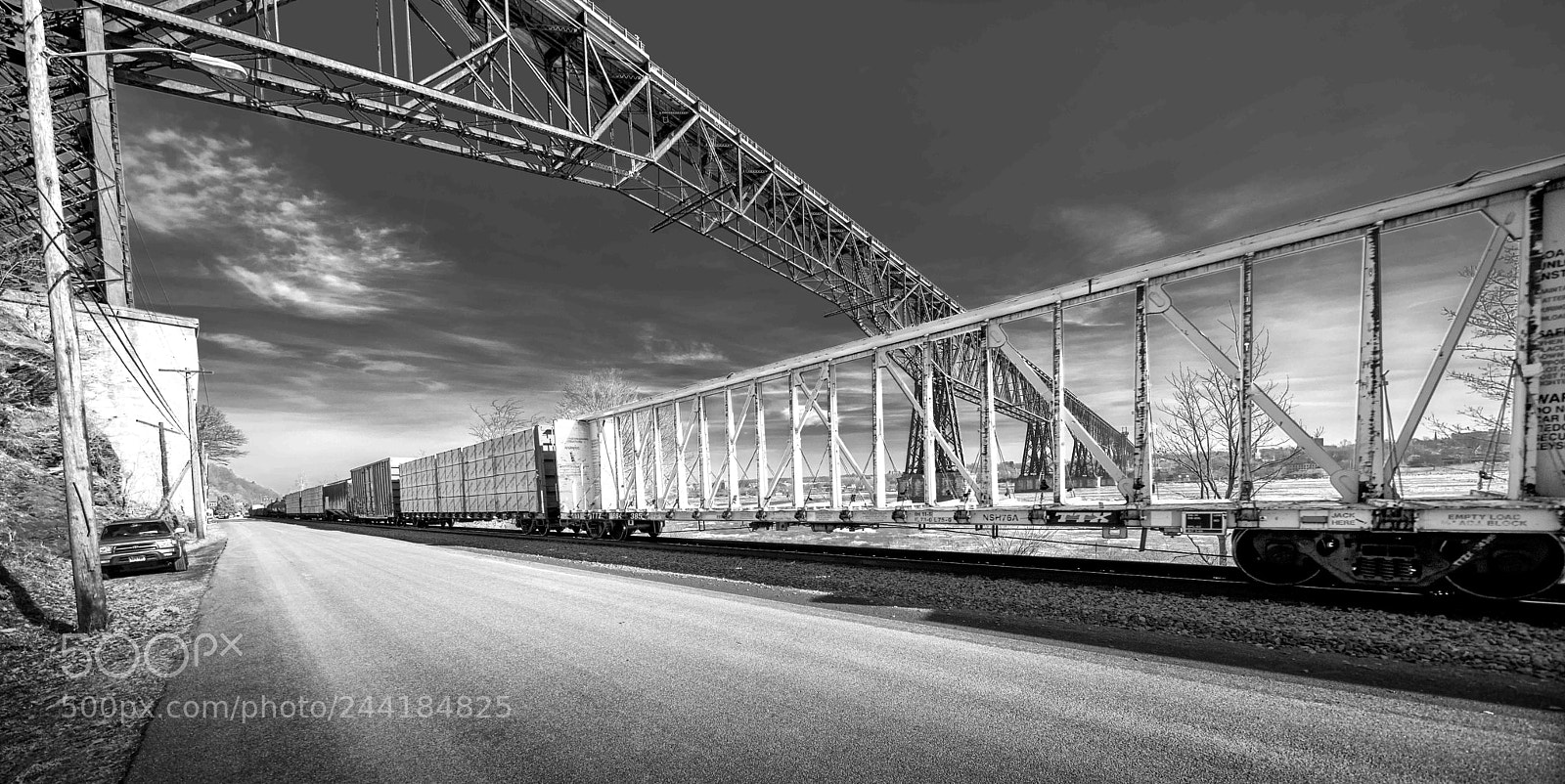 Nikon D810 sample photo. Csx freight crossing under photography