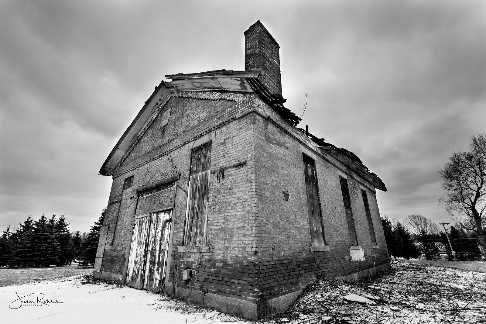 Canon EOS 7D Mark II sample photo. Falling down b&w photography