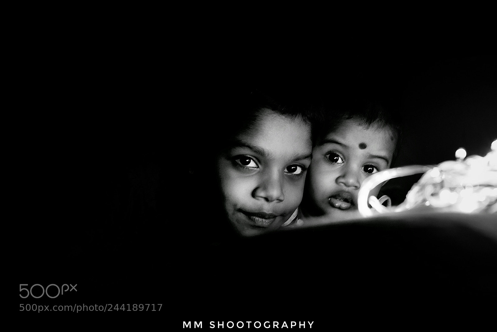 Nikon D610 sample photo. Beauties in the dark photography