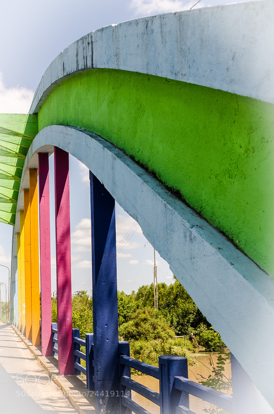 Nikon D5100 sample photo. Curve of colors photography
