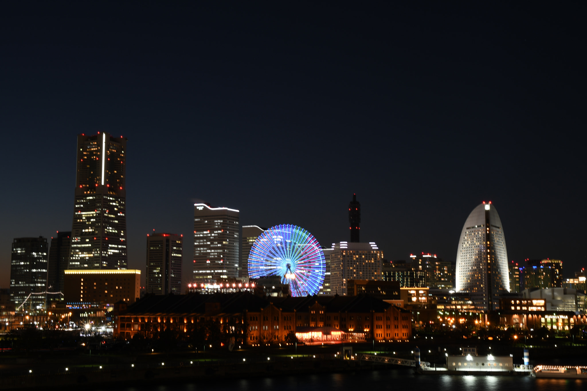 Sigma 17-50mm F2.8 EX DC OS HSM sample photo. Yokohama photography