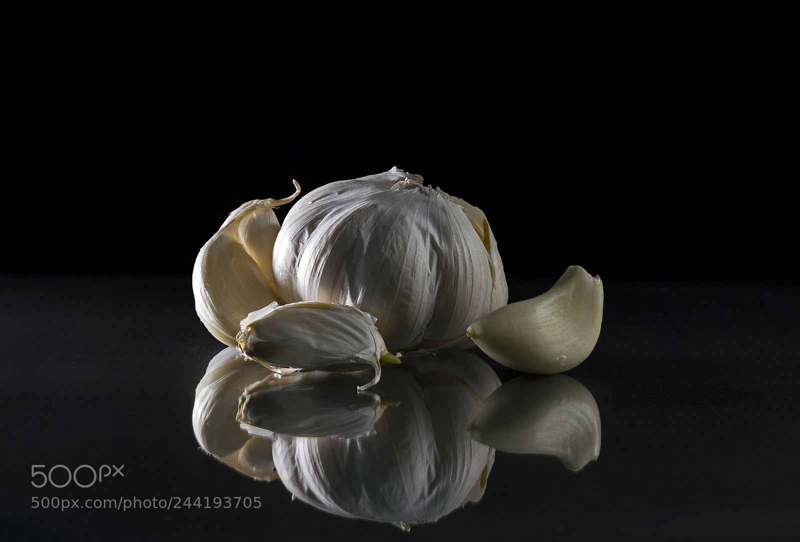 Nikon D3200 sample photo. Garlic photography