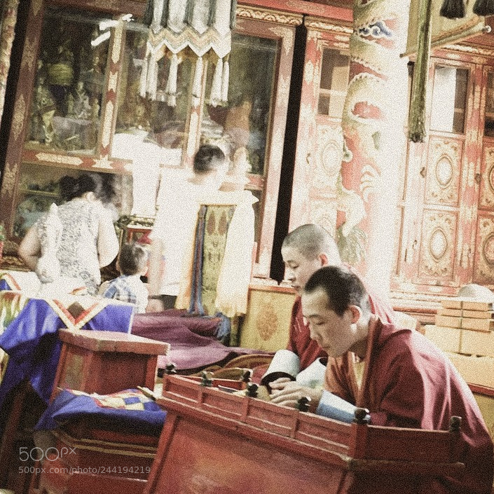 Fujifilm FinePix X100 sample photo. Diamond scripture photography