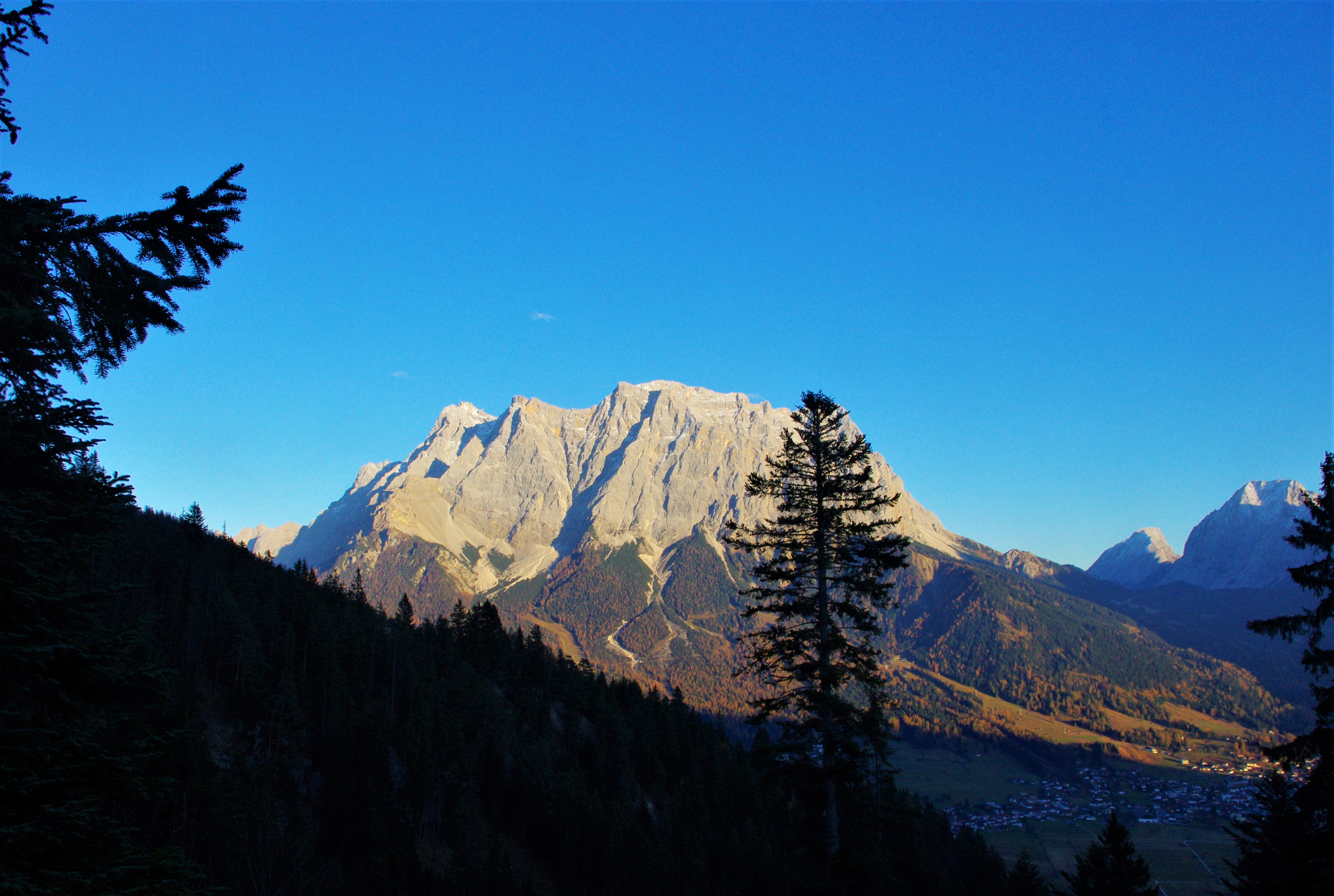 Pentax K-5 sample photo. Wettersteinmassiv photography