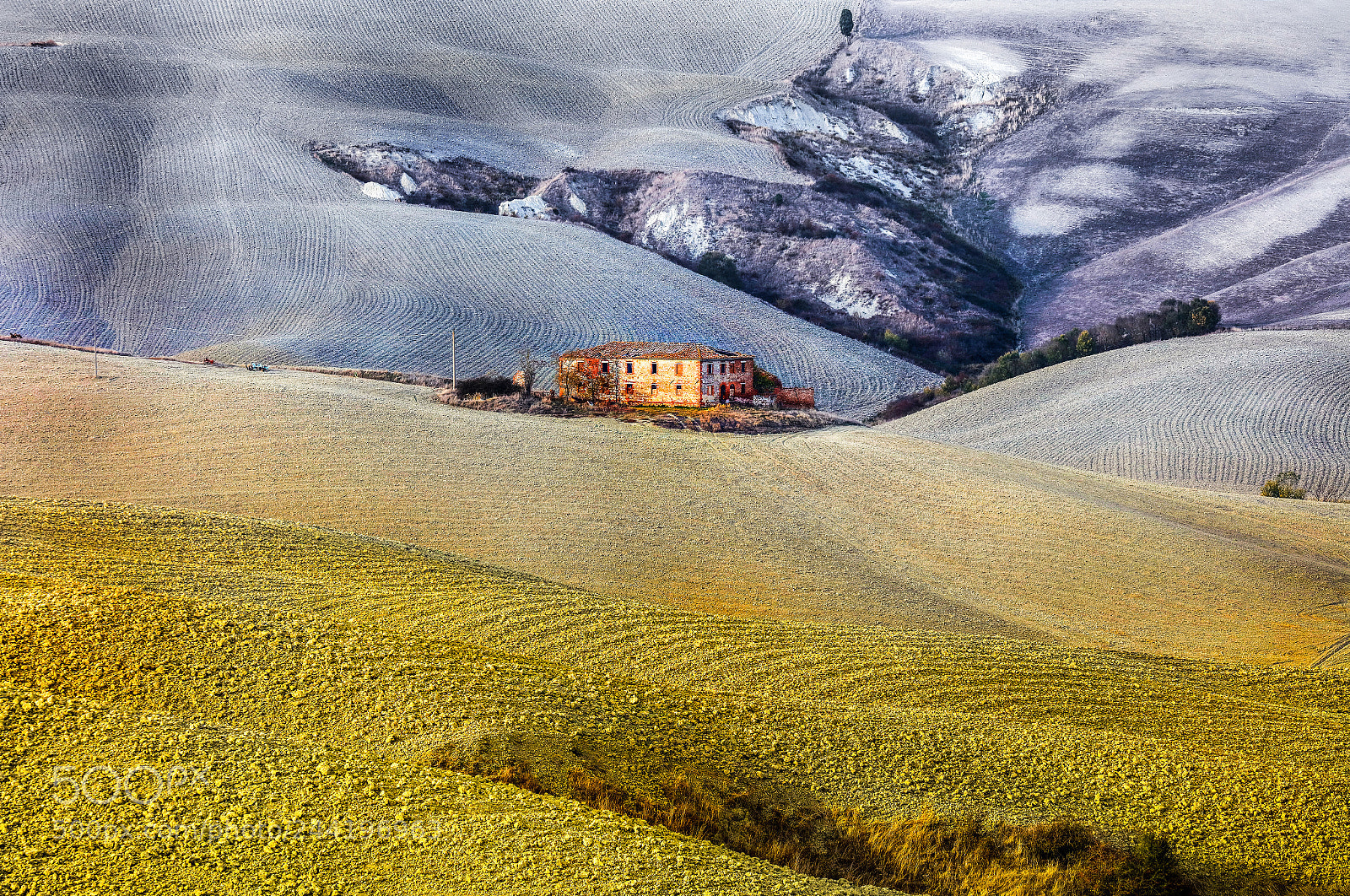Canon EOS 5DS R sample photo. Tuscan charm.. photography