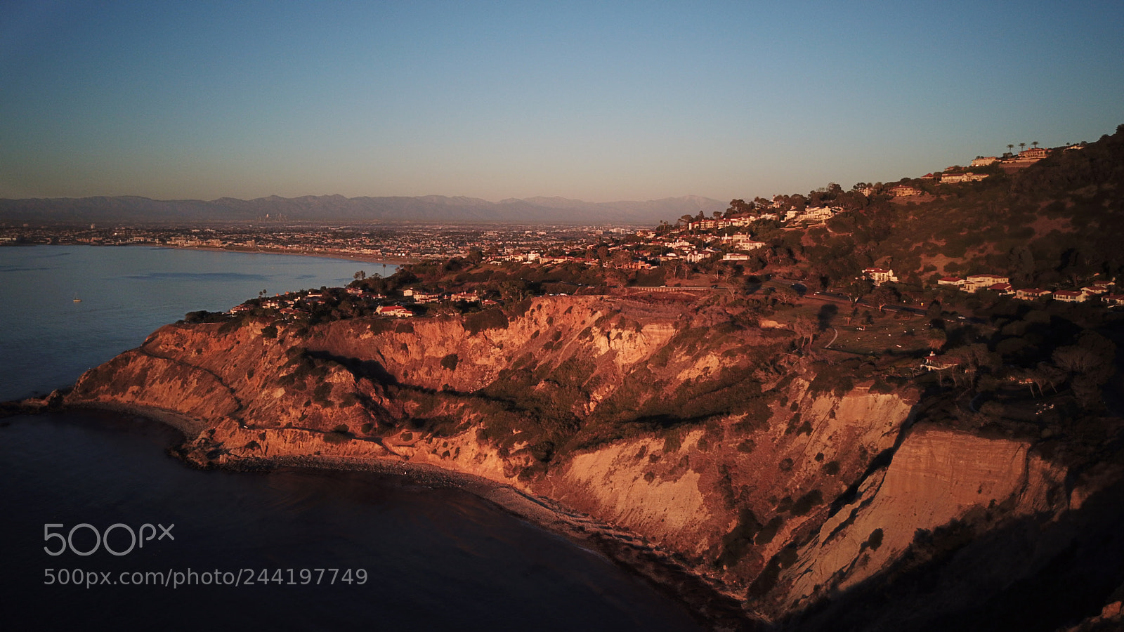 DJI FC220 sample photo. She’s bluffing photography