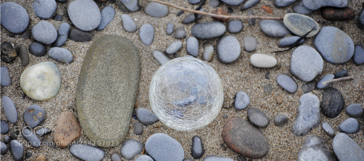 Nikon D3000 sample photo. Pebbles & crystal sm photography