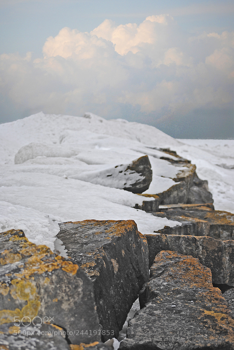 Nikon D3000 sample photo. Boulders & snow pres sm photography