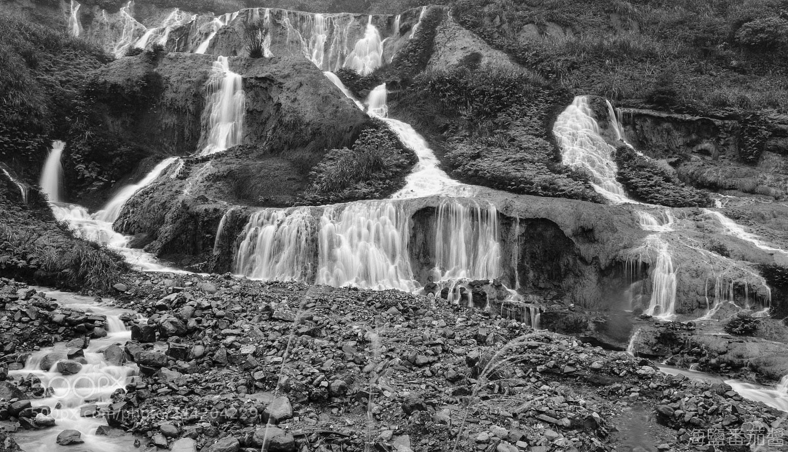 Nikon D5100 sample photo. Golden waterfall photography