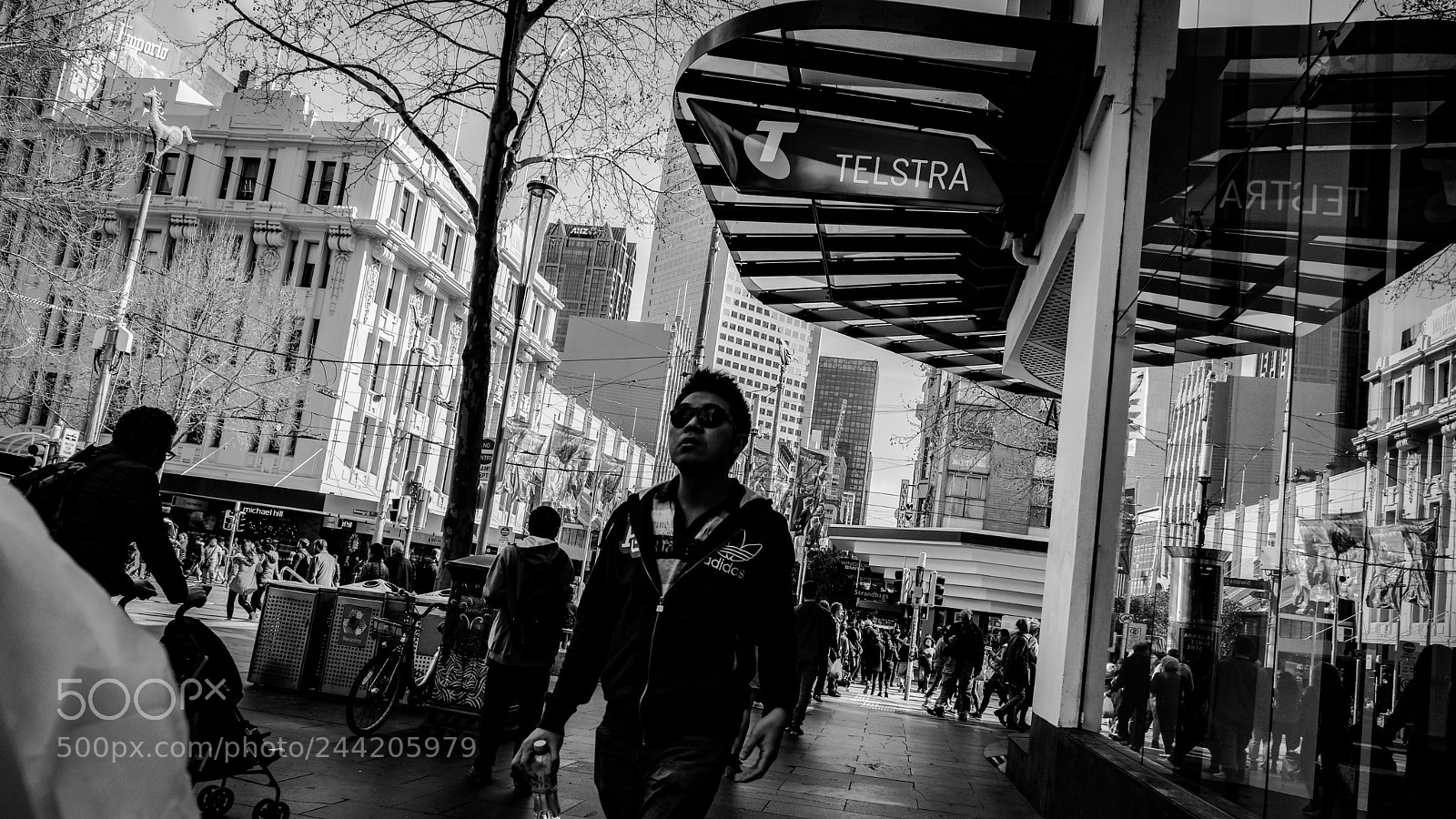 Fujifilm X-T2 sample photo. Man on the street photography