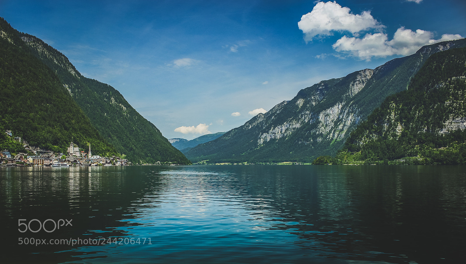 Canon EOS 600D (Rebel EOS T3i / EOS Kiss X5) sample photo. Picturesque hallstatt village photography
