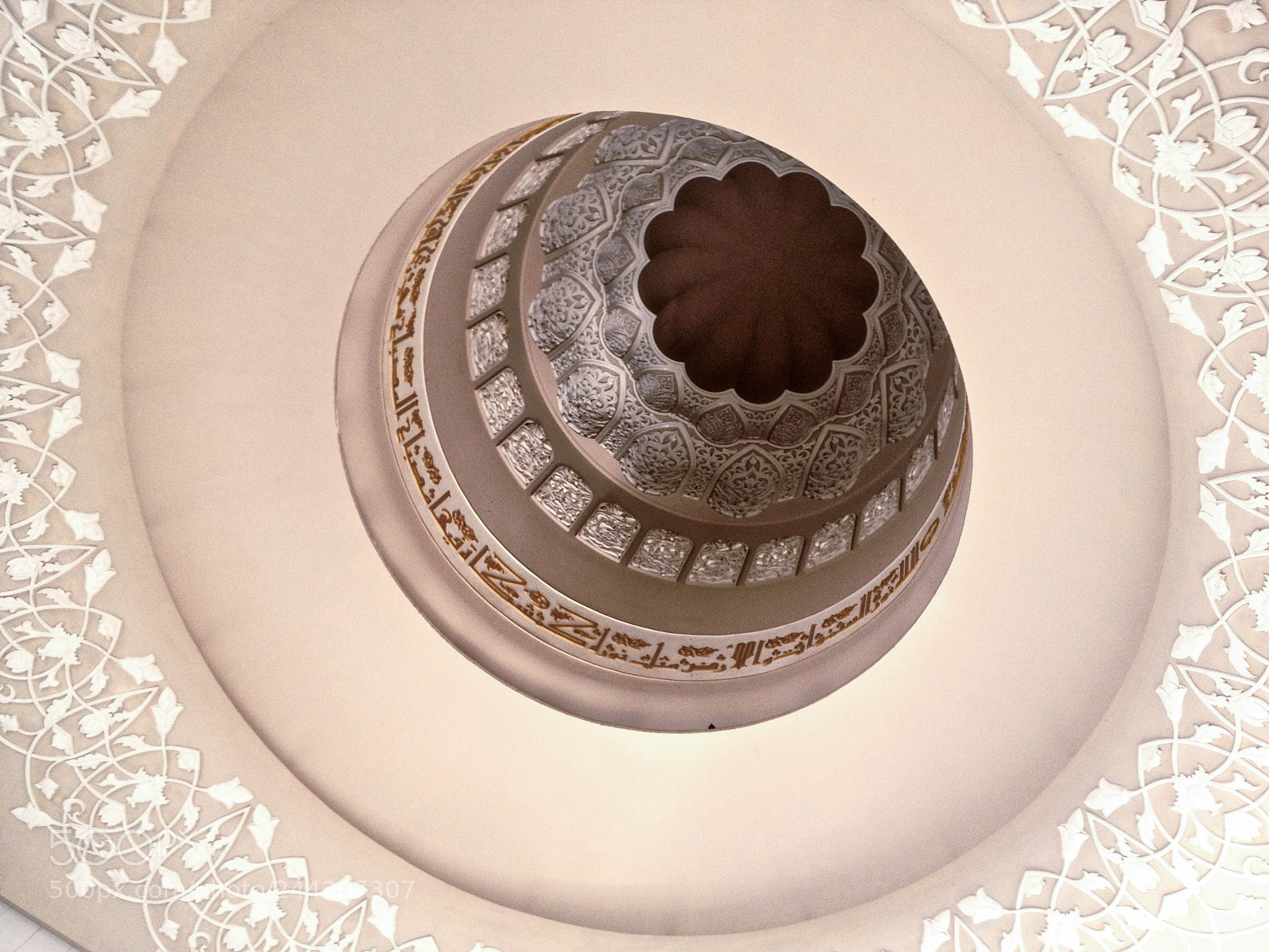 Apple iPhone 4S sample photo. Abu dhabi mosque photography
