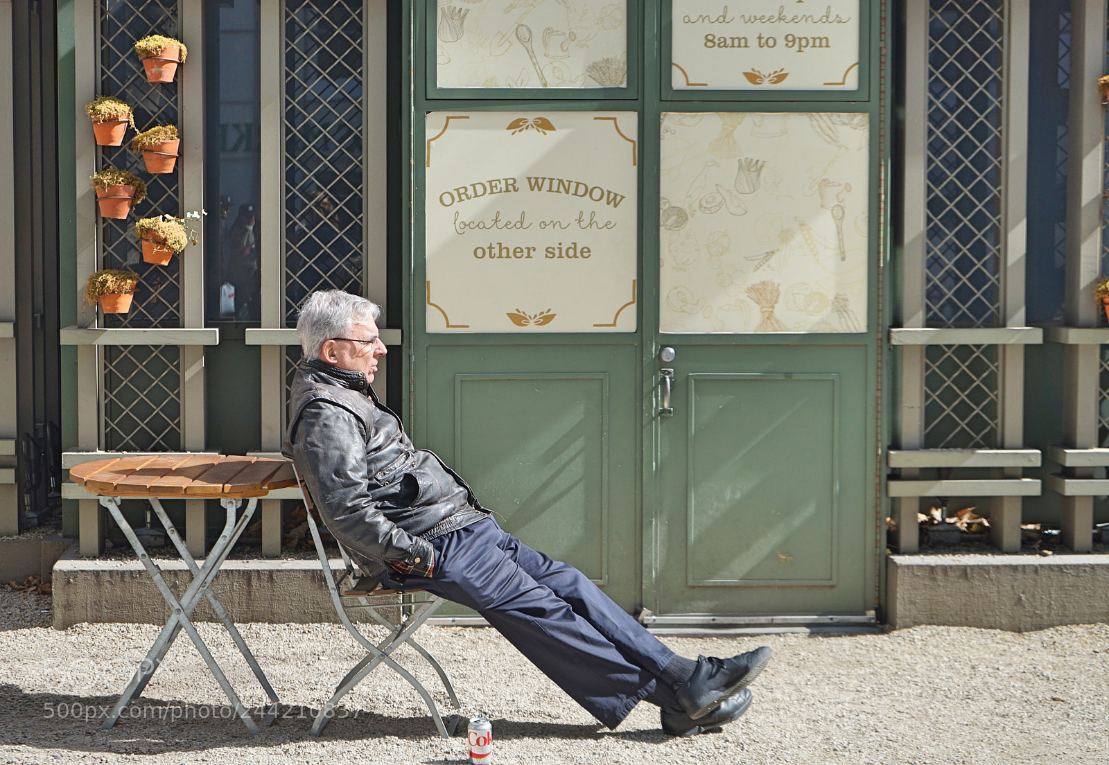 Sony a7 II sample photo. Hanging out photography
