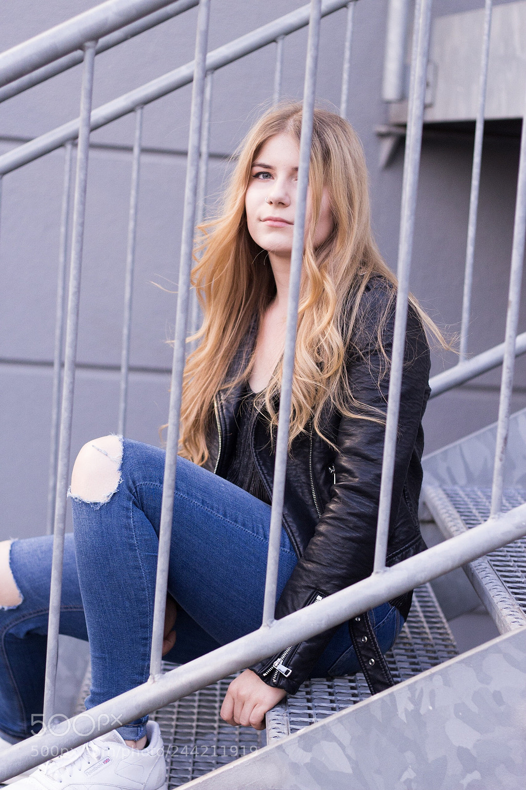 Canon EOS 100D (EOS Rebel SL1 / EOS Kiss X7) sample photo. Beauty behind bars photography