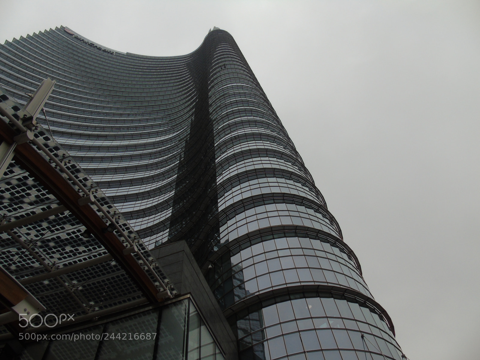 Sony Cyber-shot DSC-H400 sample photo. Skyscraper photography
