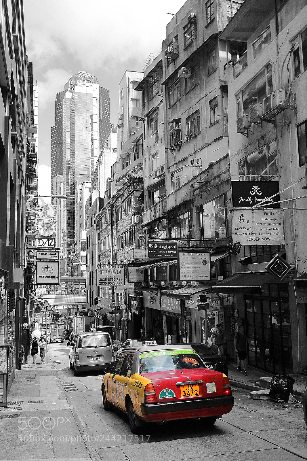 Canon EOS 100D (EOS Rebel SL1 / EOS Kiss X7) sample photo. Black & white photography