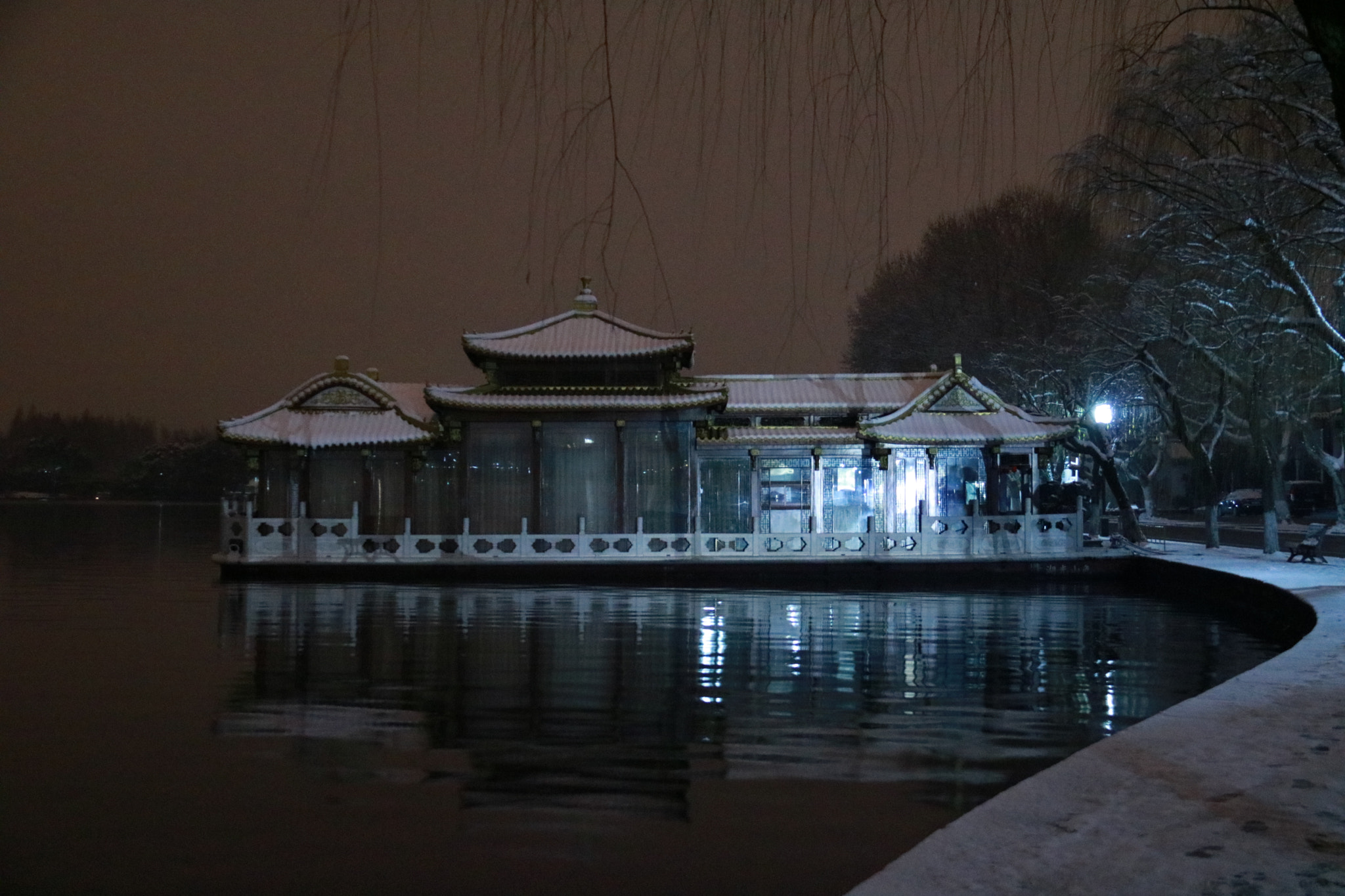 Canon EF-S 18-200mm F3.5-5.6 IS sample photo. Img photography