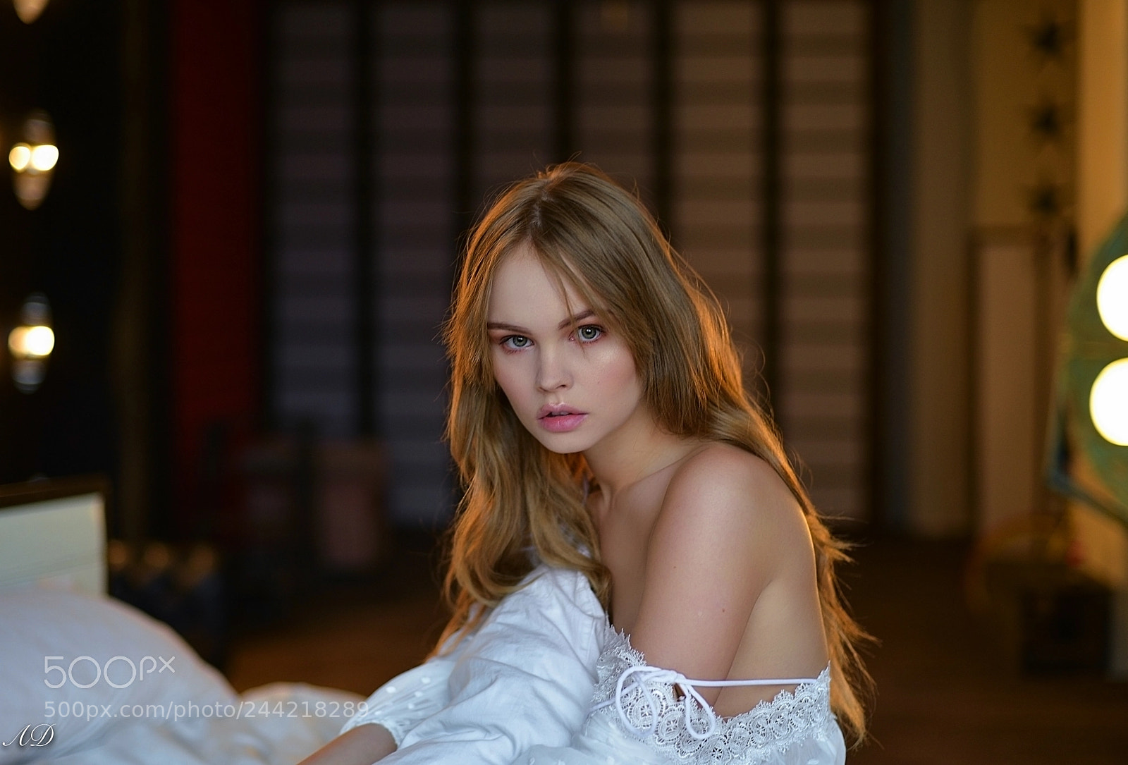 Nikon D600 sample photo. Anastasia on the bed photography