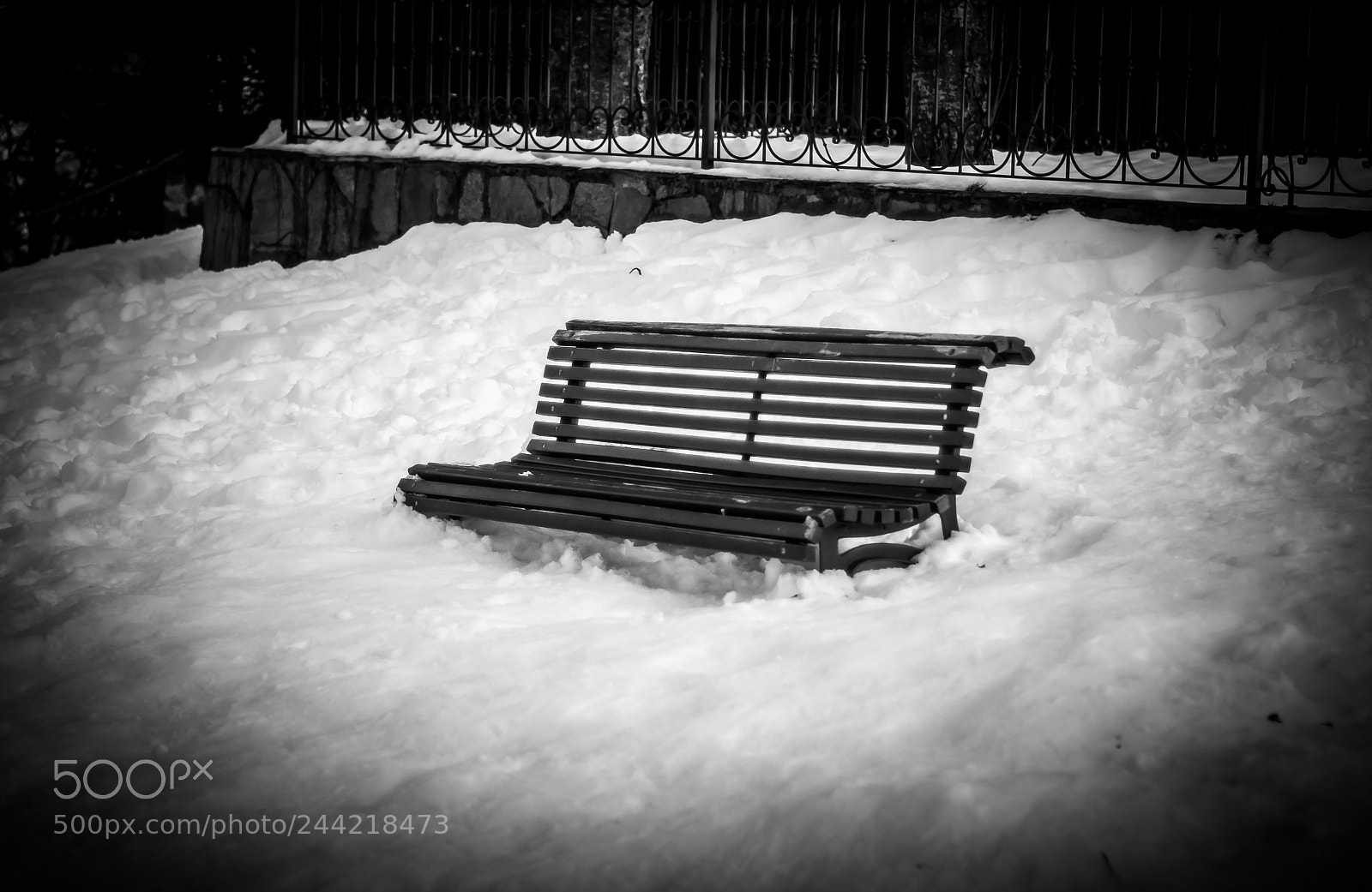 Nikon D7200 sample photo. Winter bench photography