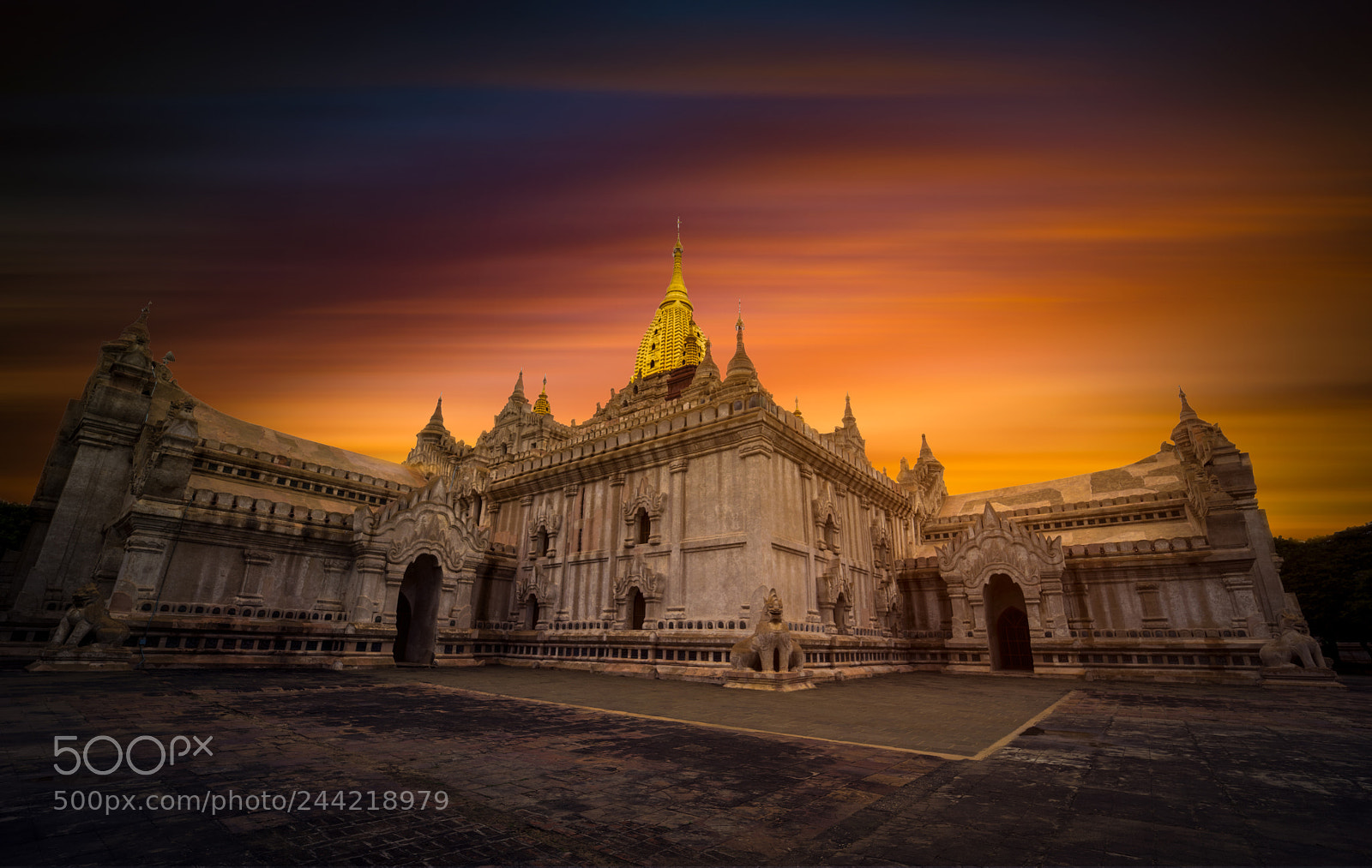 Sony a7 II sample photo. The ananda temple at photography