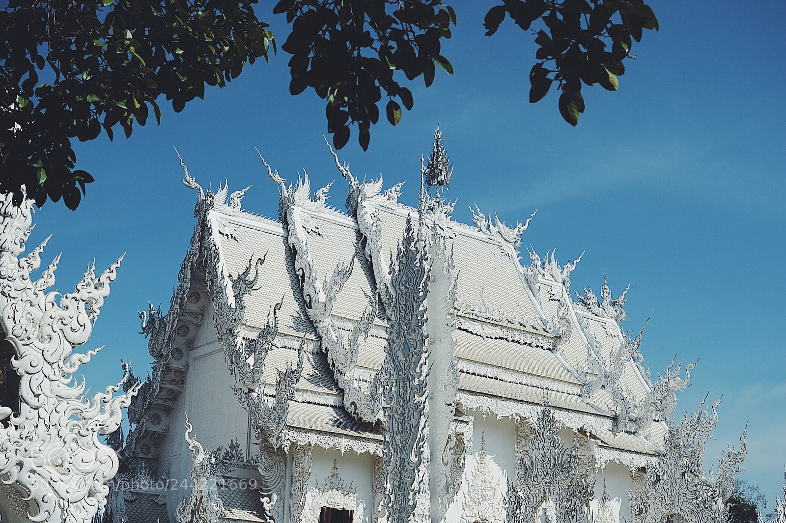 Nikon D700 sample photo. White temple in chiang photography
