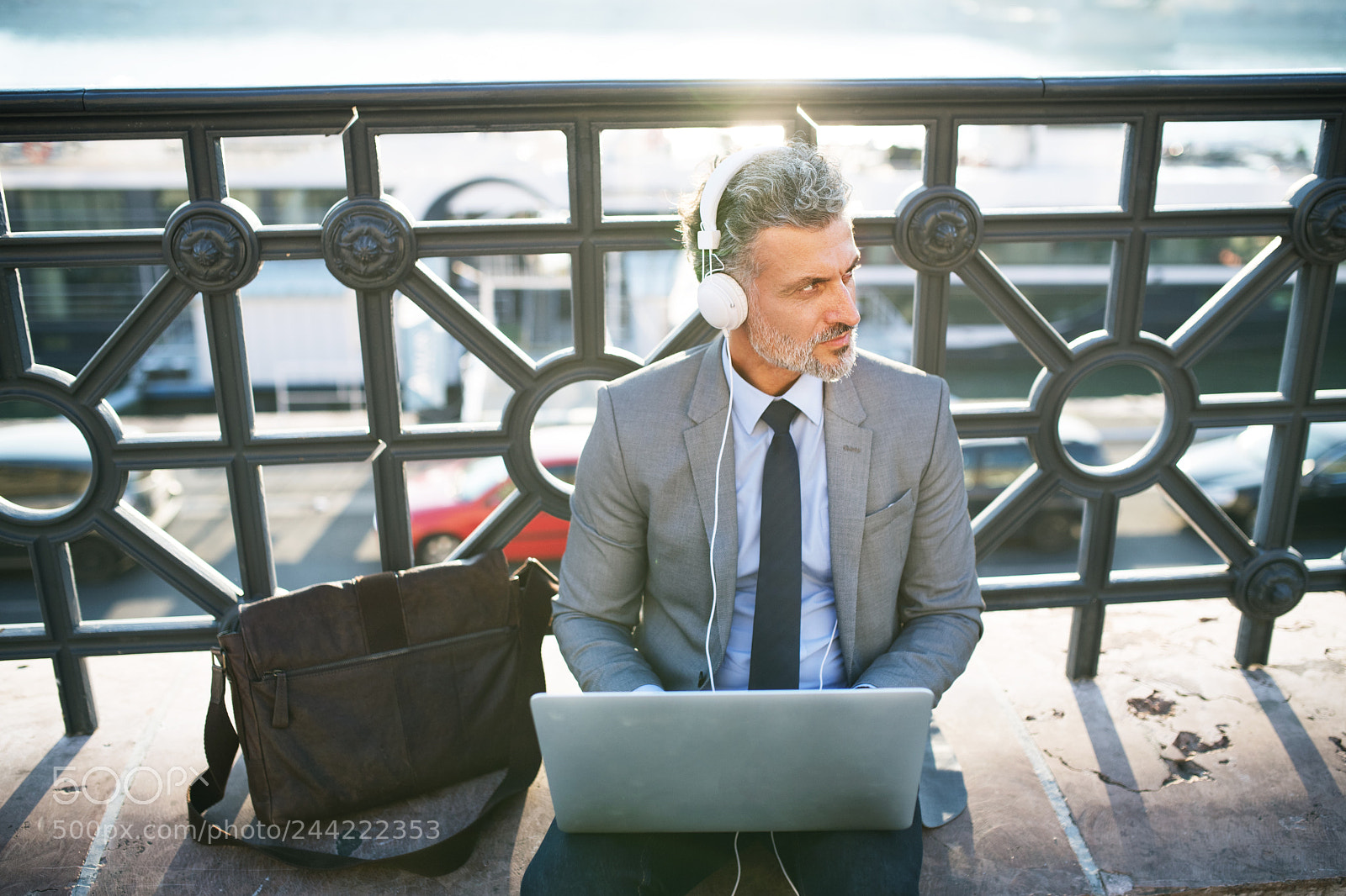 Nikon D5 sample photo. Mature businessman with a photography