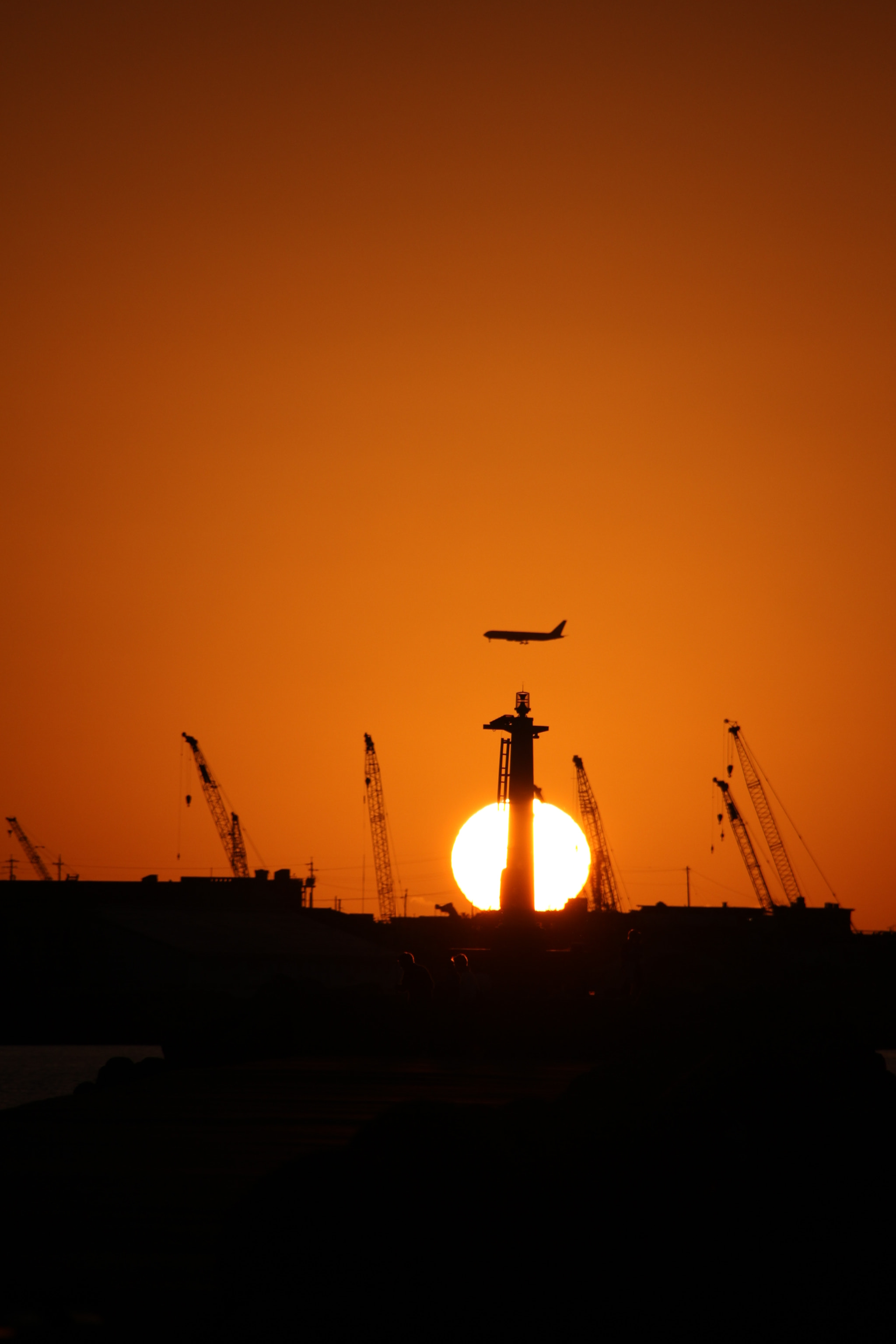 Sigma 18-250mm F3.5-6.3 DC OS HSM sample photo. Sun lighthouse. photography