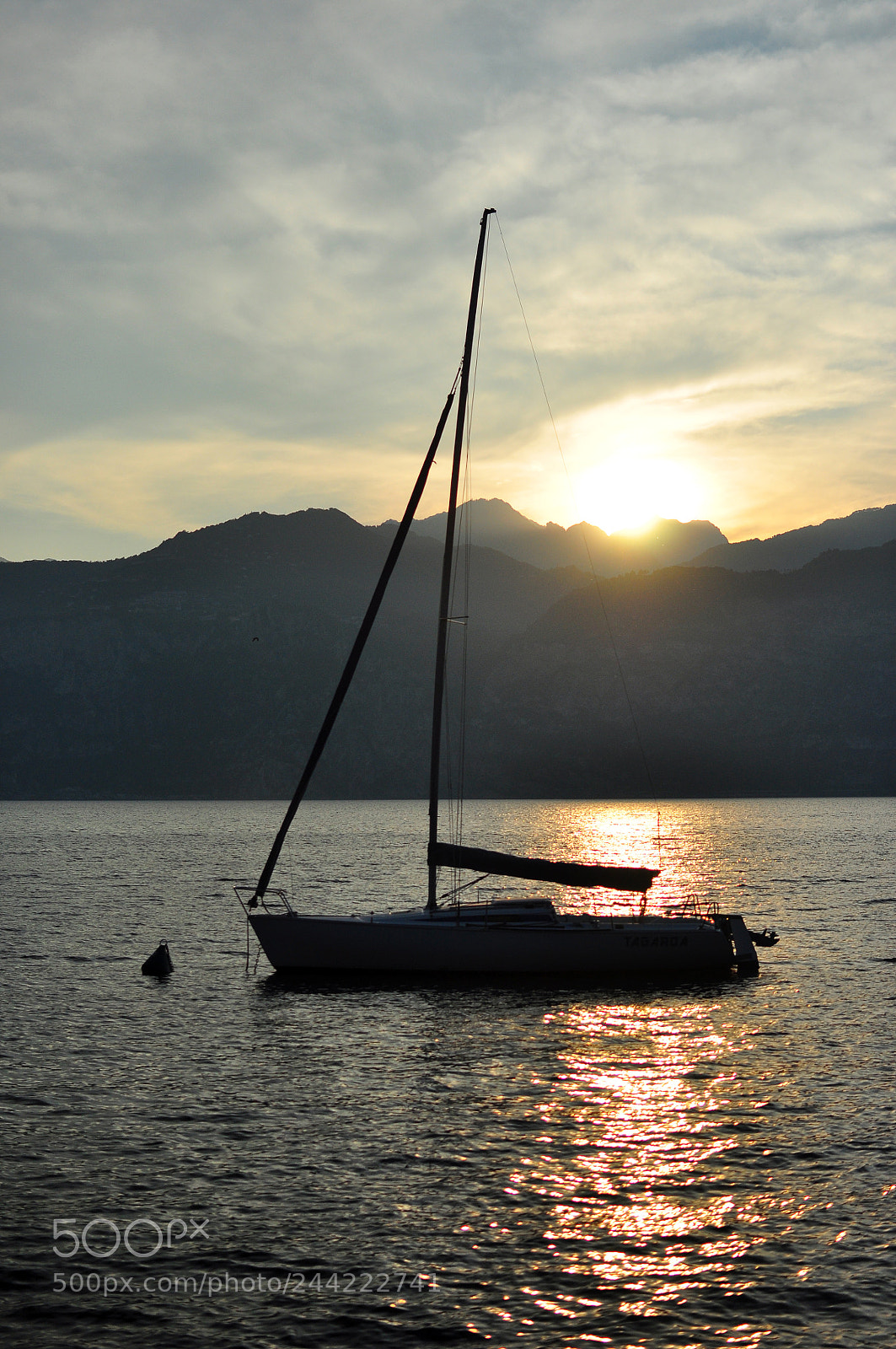 Nikon D90 sample photo. Solar path photography