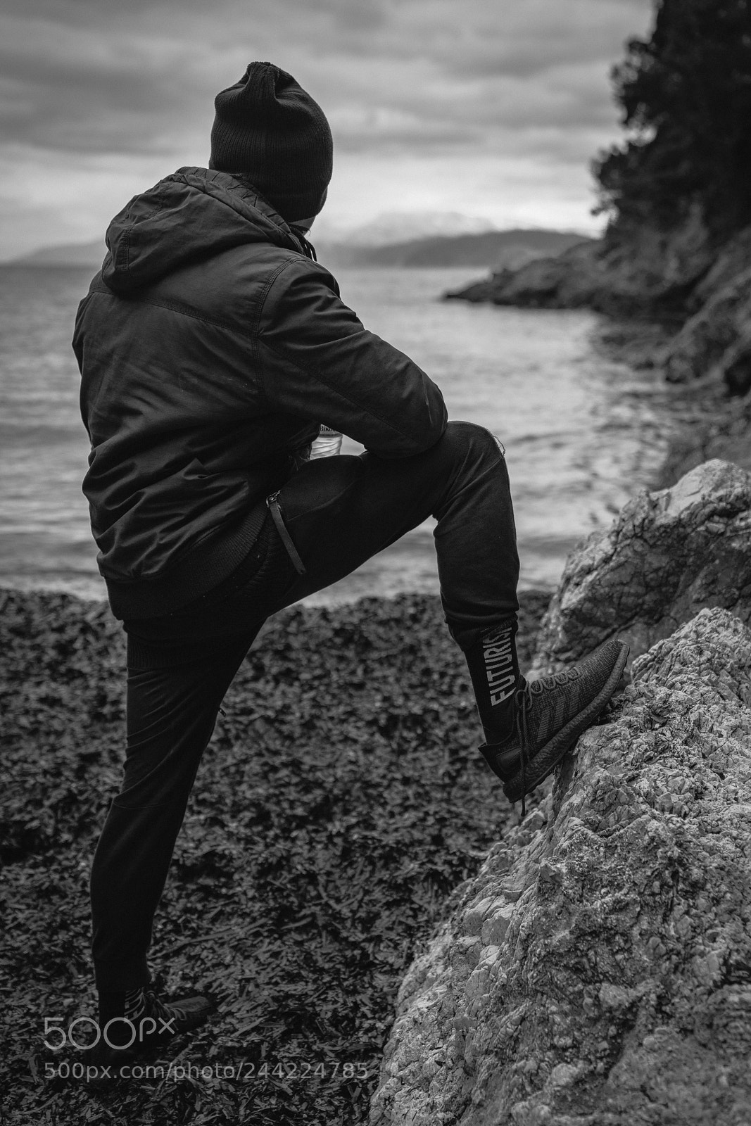 Sony a7R II sample photo. Old man and the photography