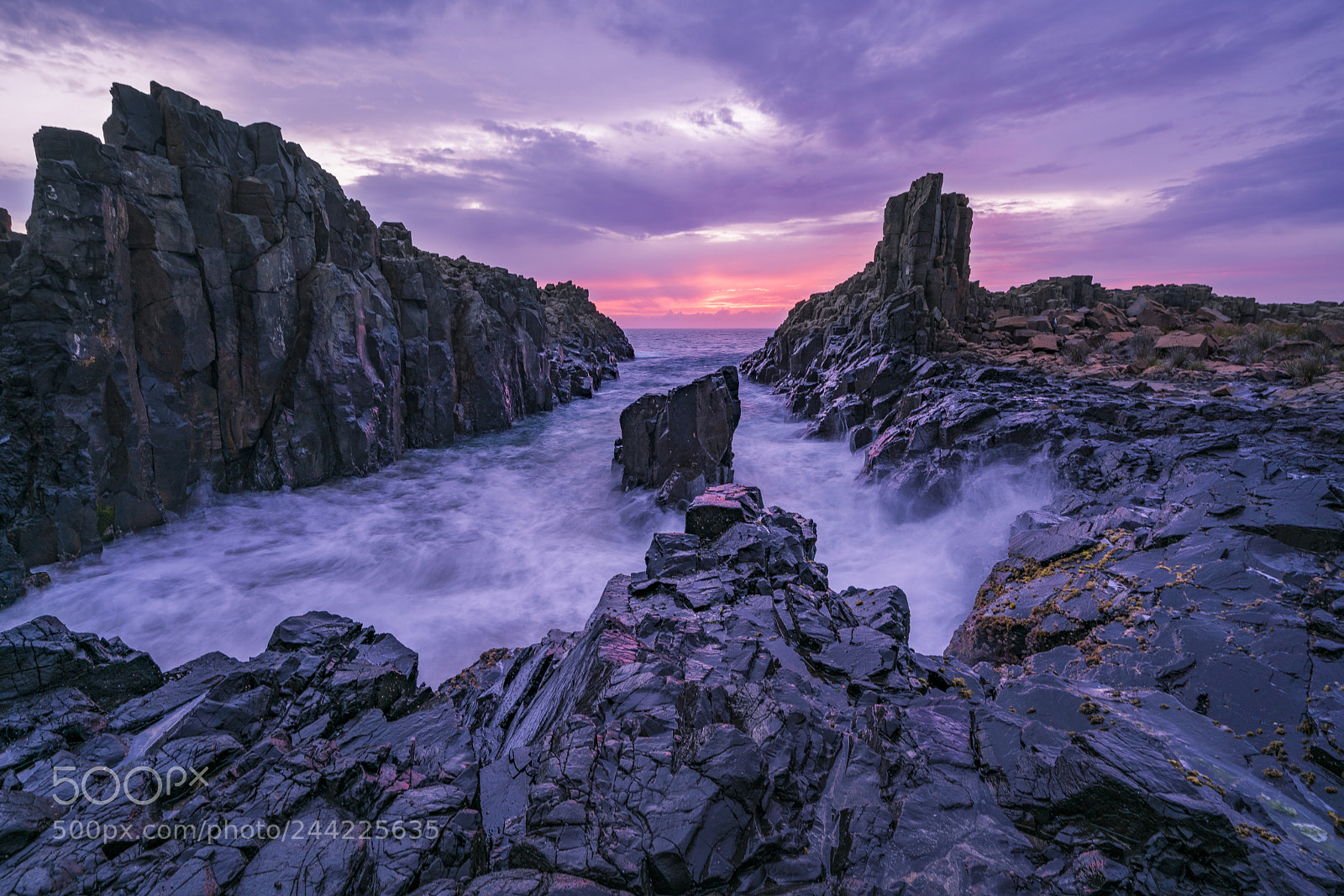 Sony a7R II sample photo. Dragon glass photography