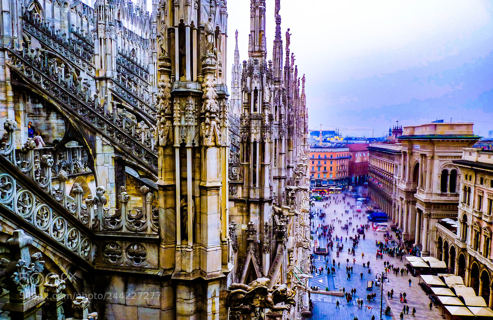 Panasonic Lumix DMC-FZ28 sample photo. Duomo milano at autumn photography