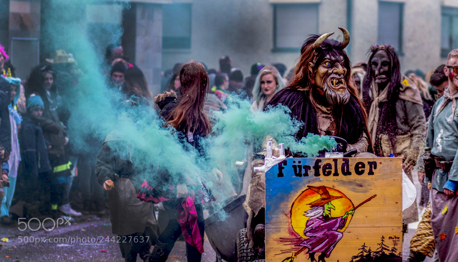 Canon EOS 77D (EOS 9000D / EOS 770D) sample photo. Carnival monster photography