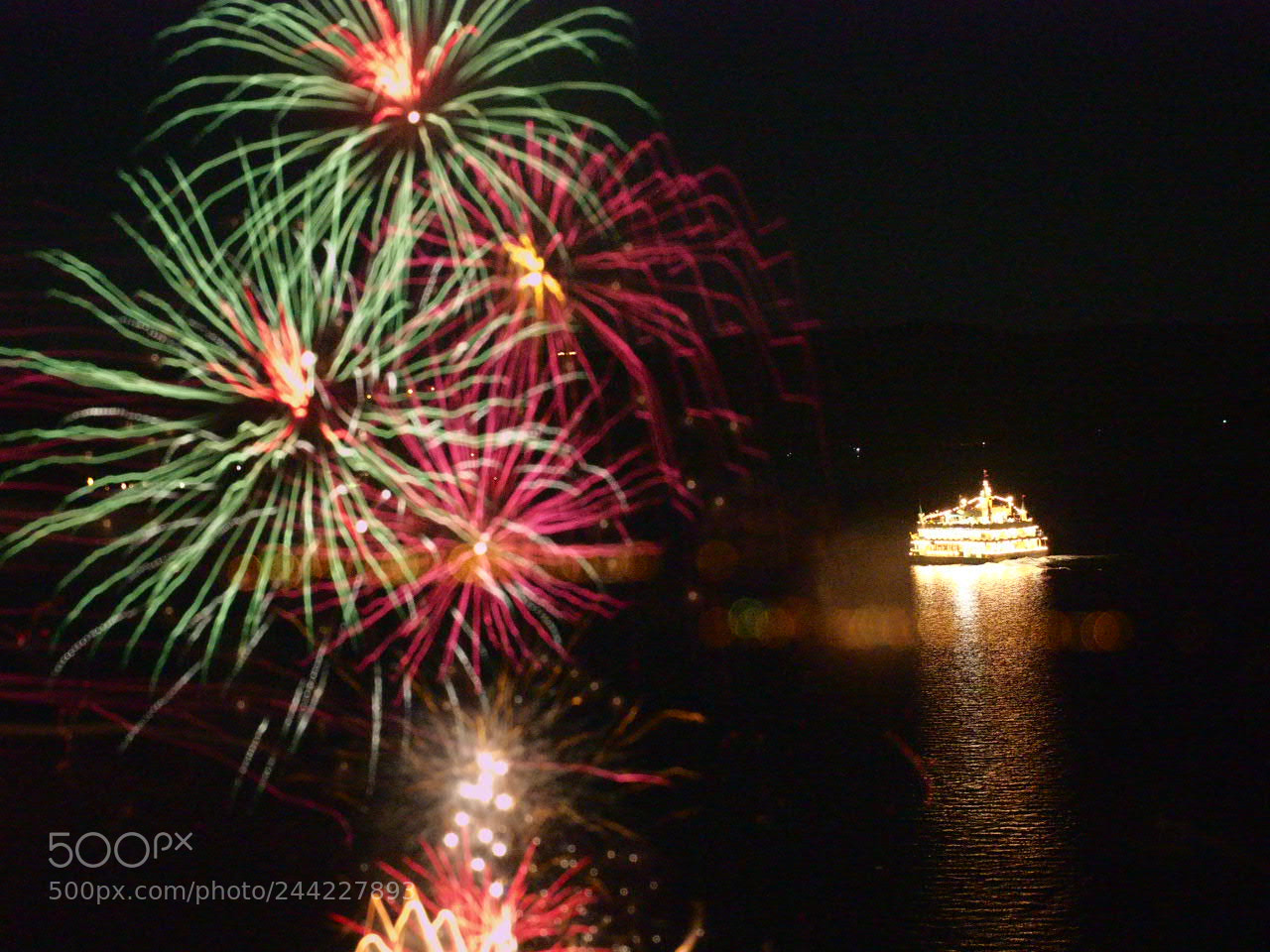 Olympus OM-D E-M5 II sample photo. 洞爺湖の花火 in hokkaido photography