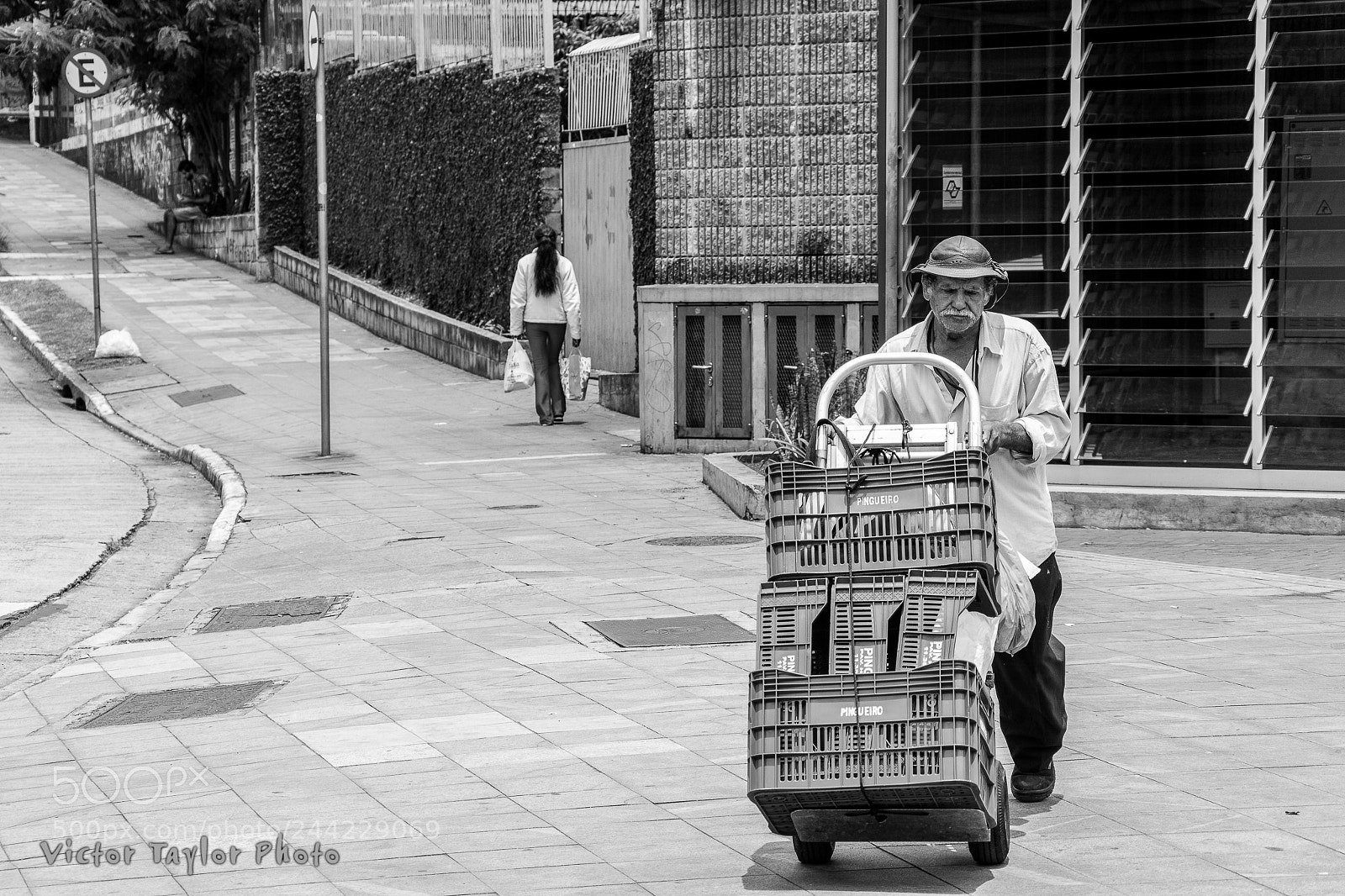 Nikon D7100 sample photo. @ the streets iv photography
