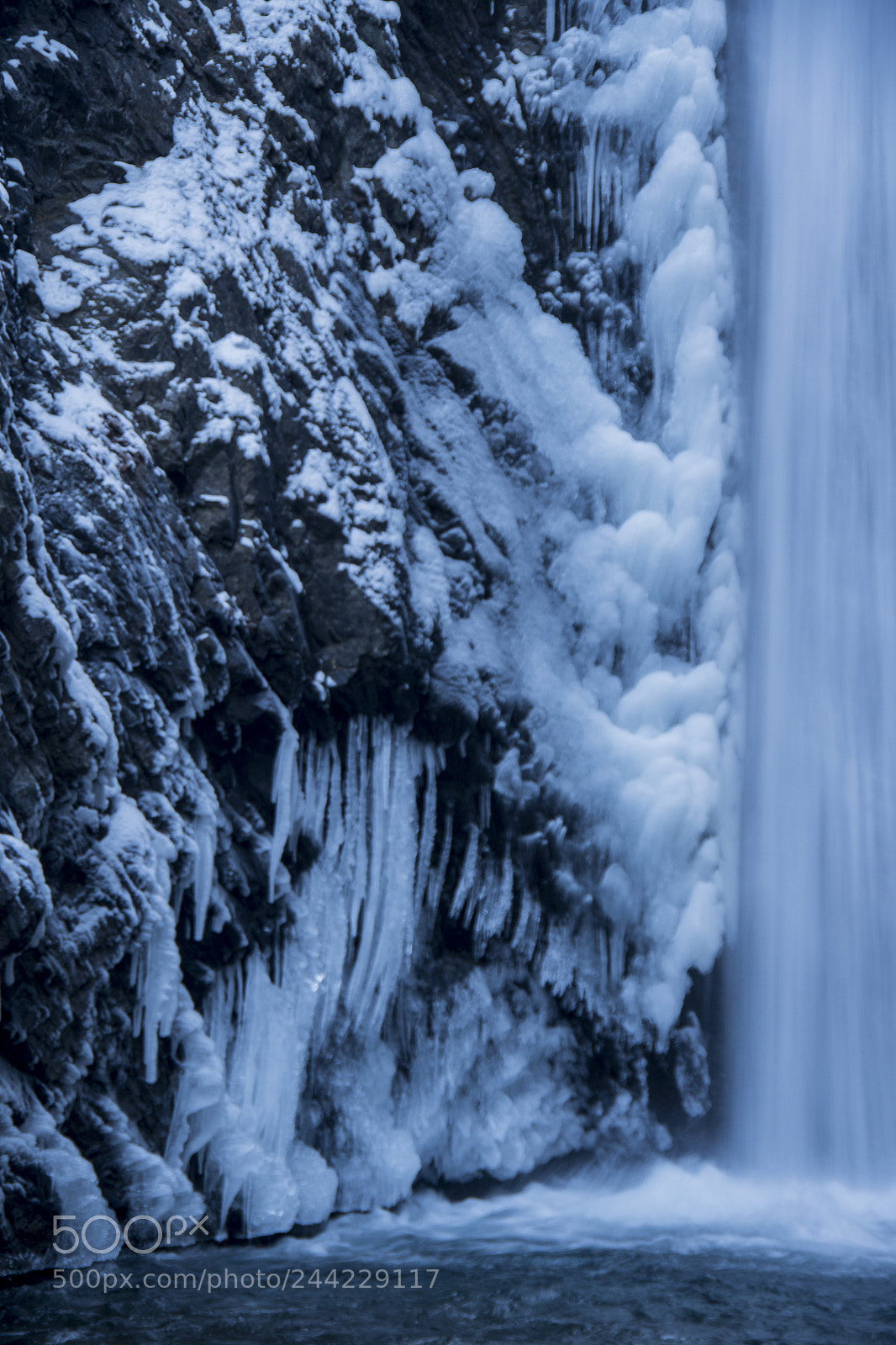 Pentax K-1 sample photo. Iced fall photography