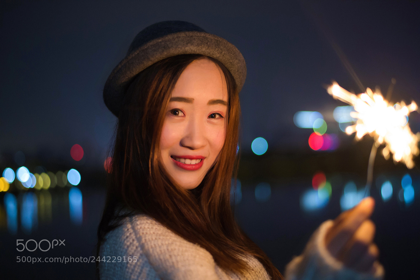 Nikon Df sample photo. 烟花棒人像 photography