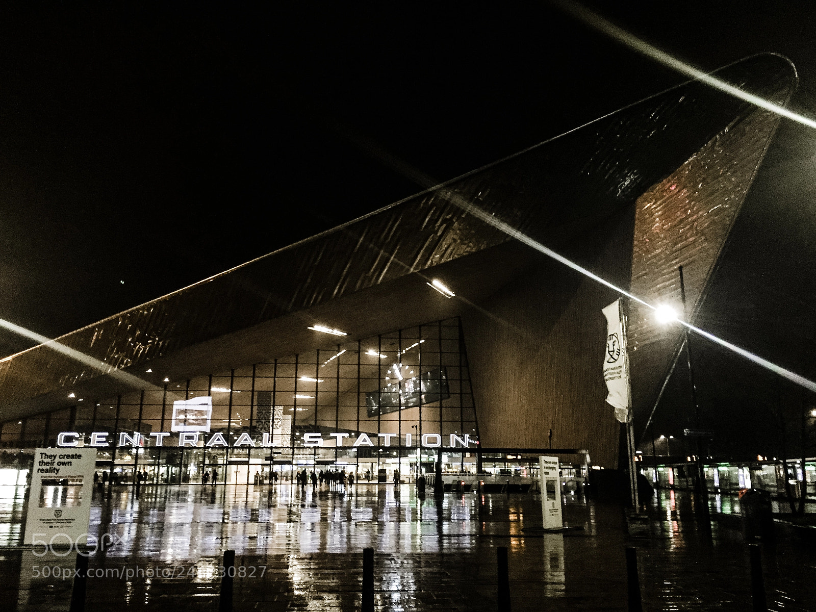 Apple iPhone 6 sample photo. Rotterdam centraal photography