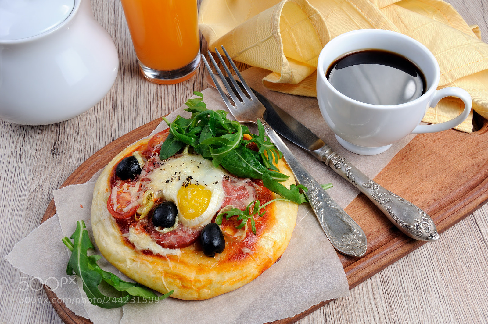 Nikon D90 sample photo. Mini pizza for breakfast photography