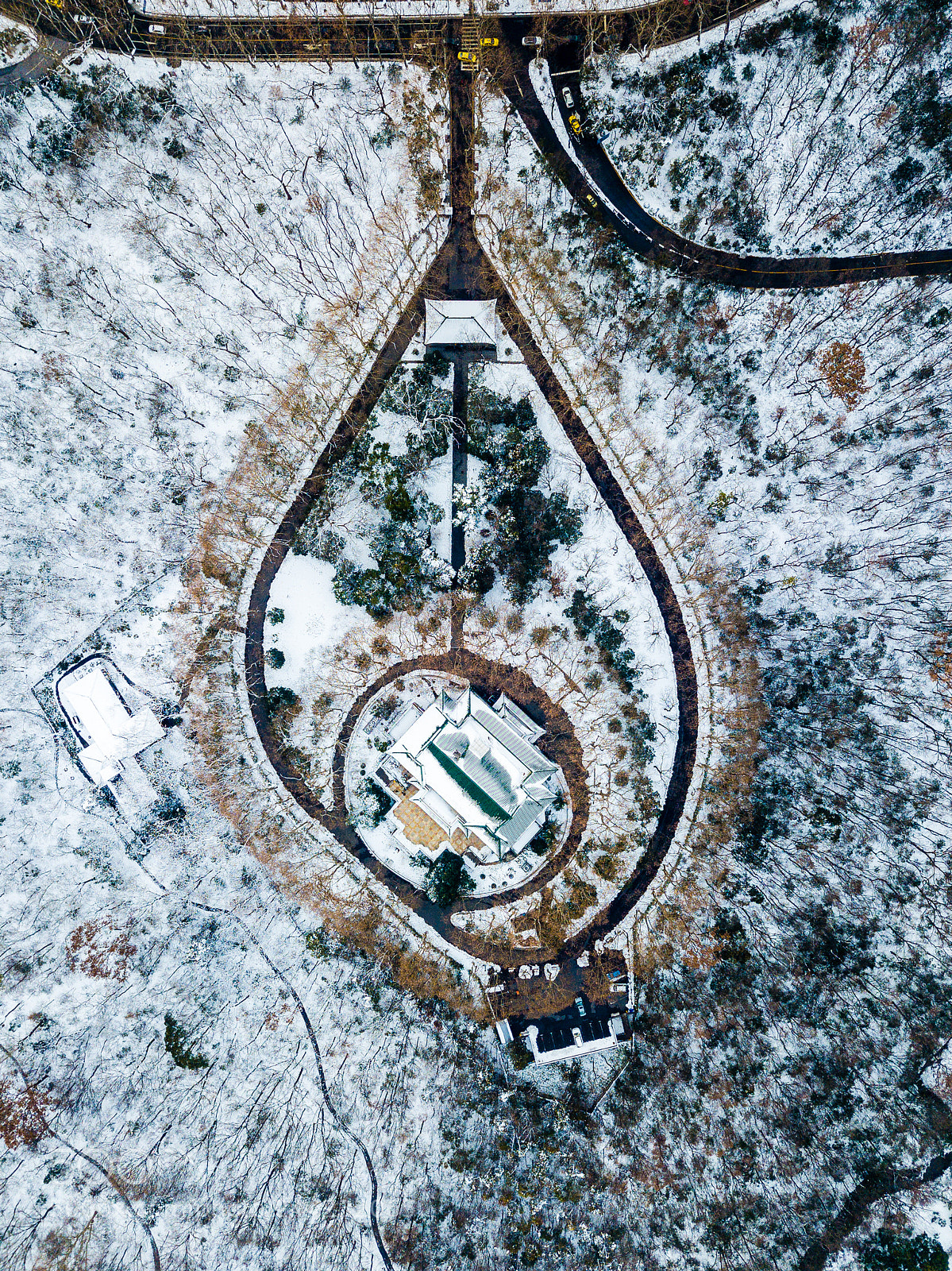 DJI FC220 sample photo. Madame chiang's pendant photography