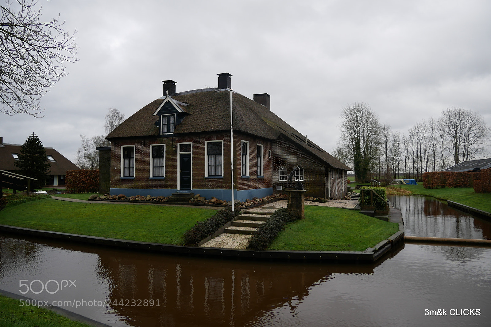 Panasonic Lumix DMC-G85 (Lumix DMC-G80) sample photo. Beautiful house... photography