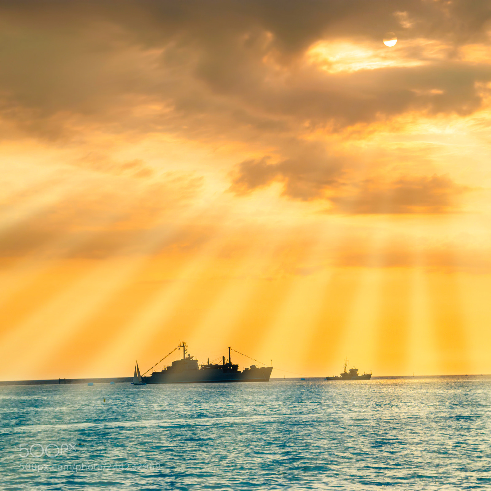 Nikon D80 sample photo. Sunset over blue sea photography