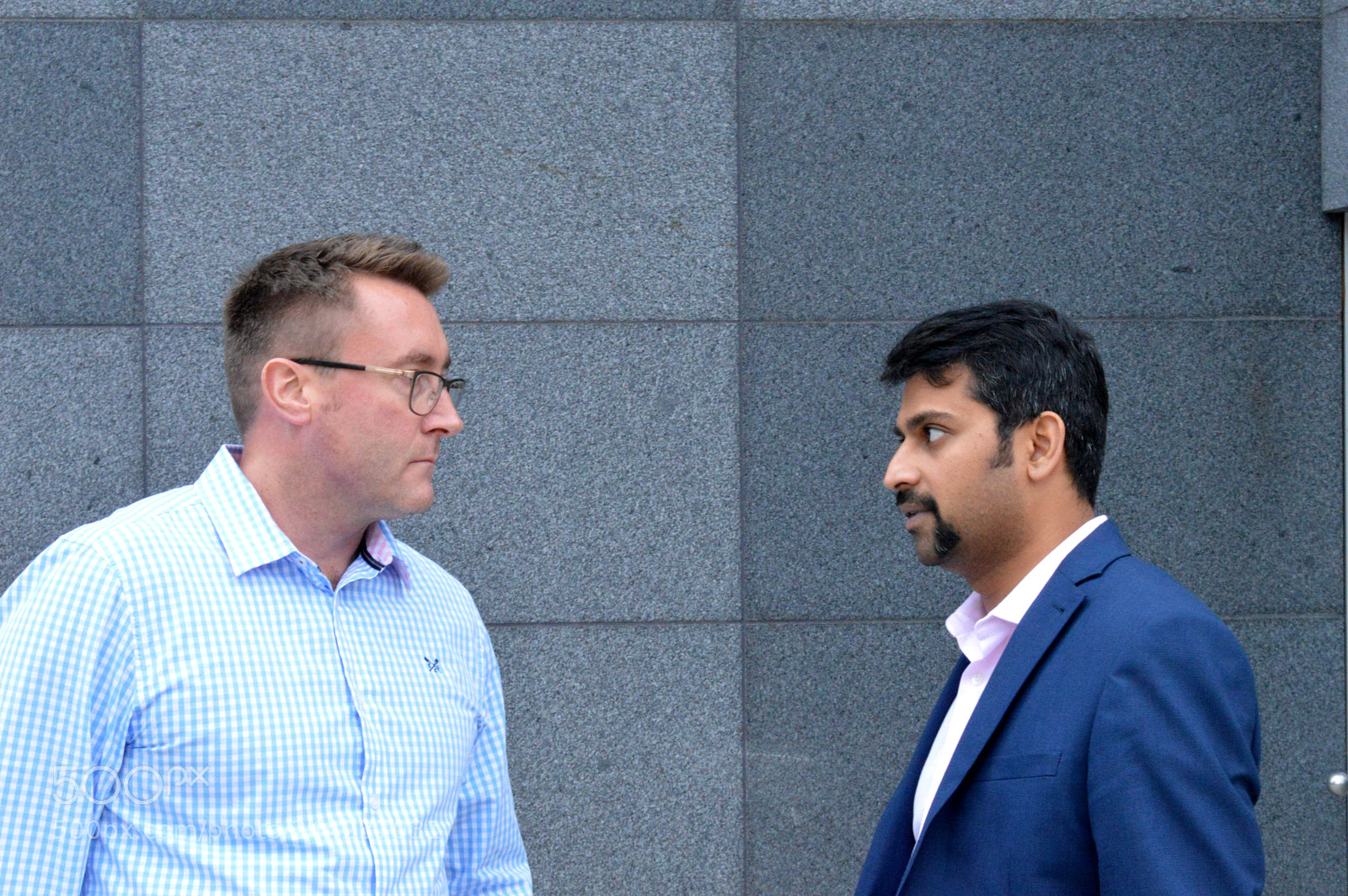 Nikon D3200 sample photo. Conversation photography