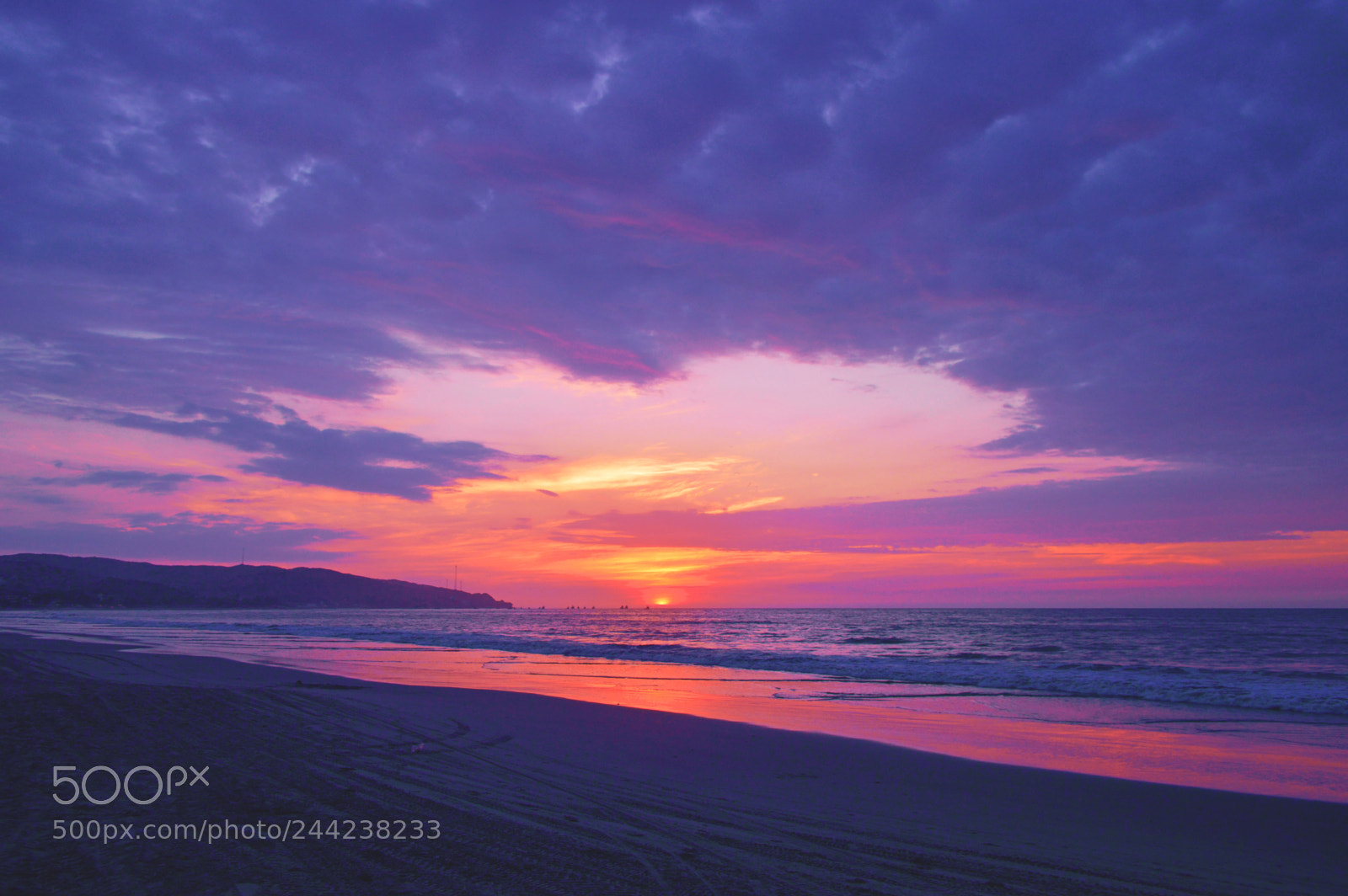 Nikon D3200 sample photo. Broken heart sunset photography