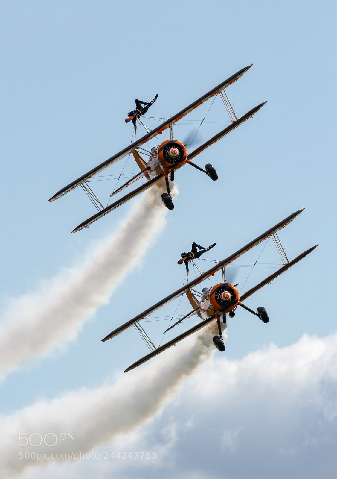 Canon EOS 1200D (EOS Rebel T5 / EOS Kiss X70 / EOS Hi) sample photo. Breitling wingwalkers photography