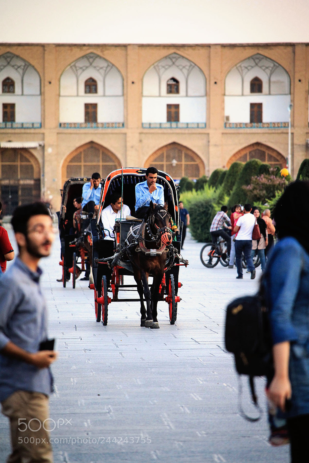 Canon EOS 550D (EOS Rebel T2i / EOS Kiss X4) sample photo. Naqsh-e jahan square photography