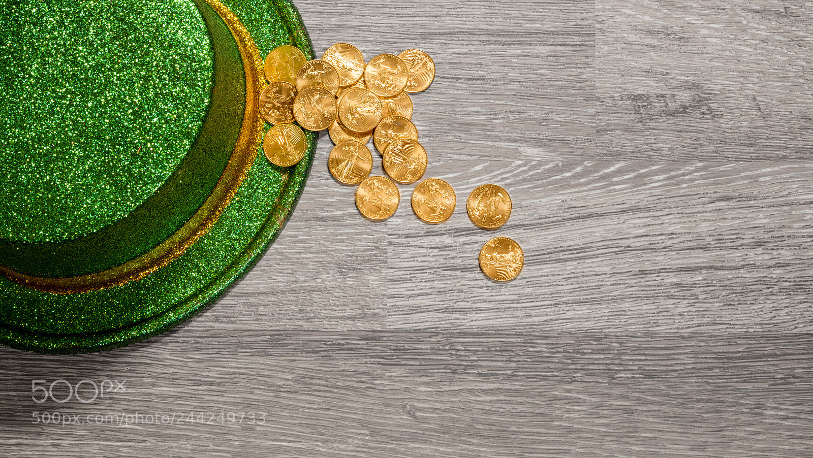 Sony a7R II sample photo. Pile of pure gold photography